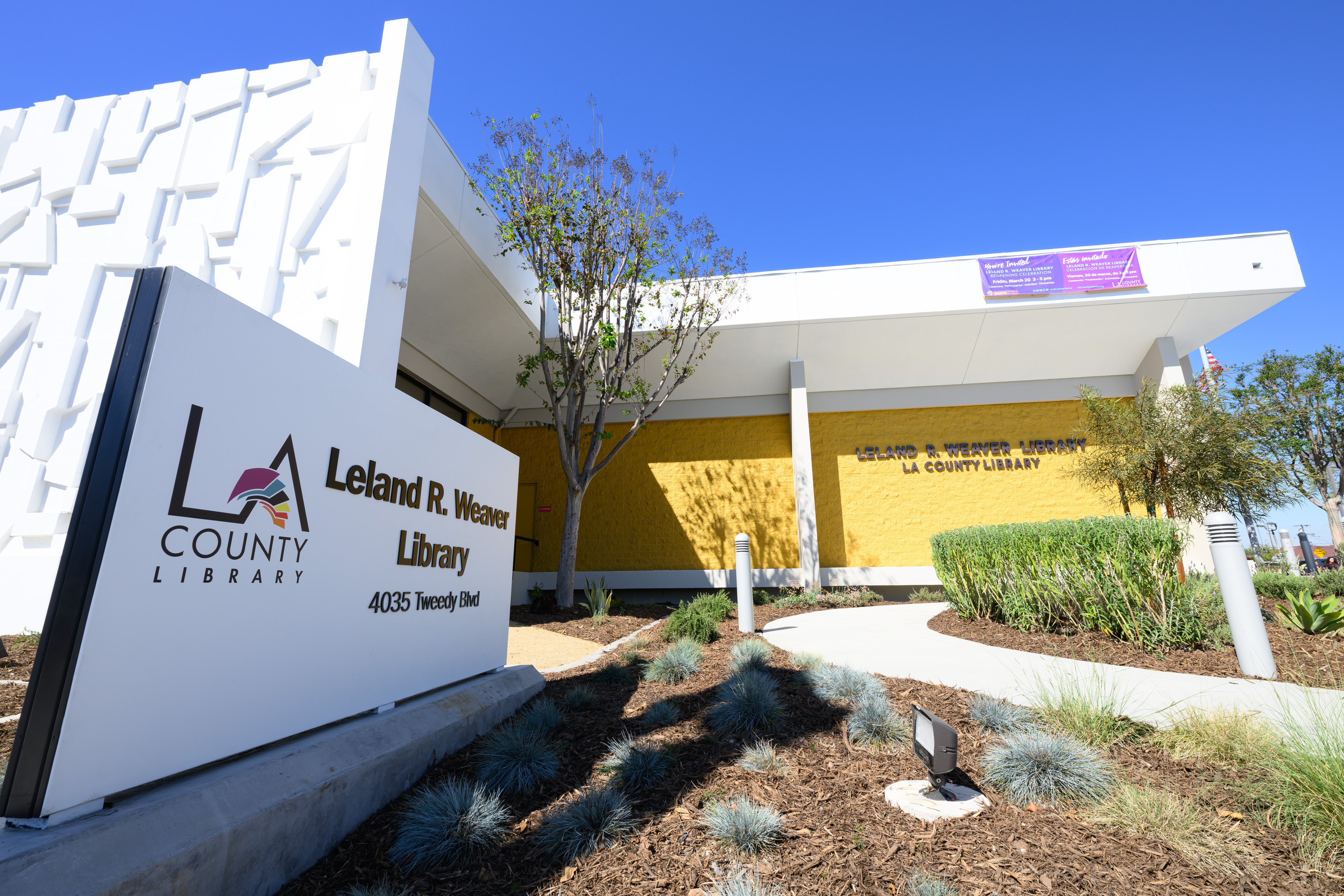 Supervisor Hahn Reopens Leland R. Weaver Library in South Gate